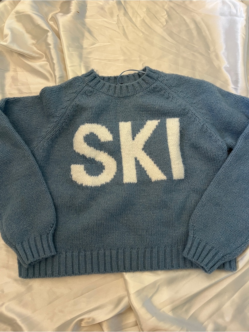 RD Style Blue Crewneck Sweater with White 'SKI' Graphic